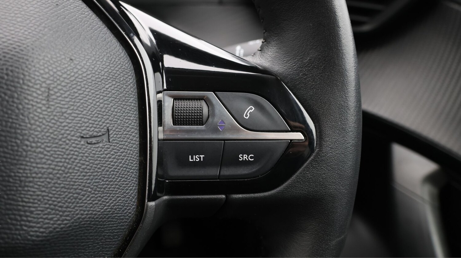 Used Peugeot 2008 for sale - 77871845: Photo 21