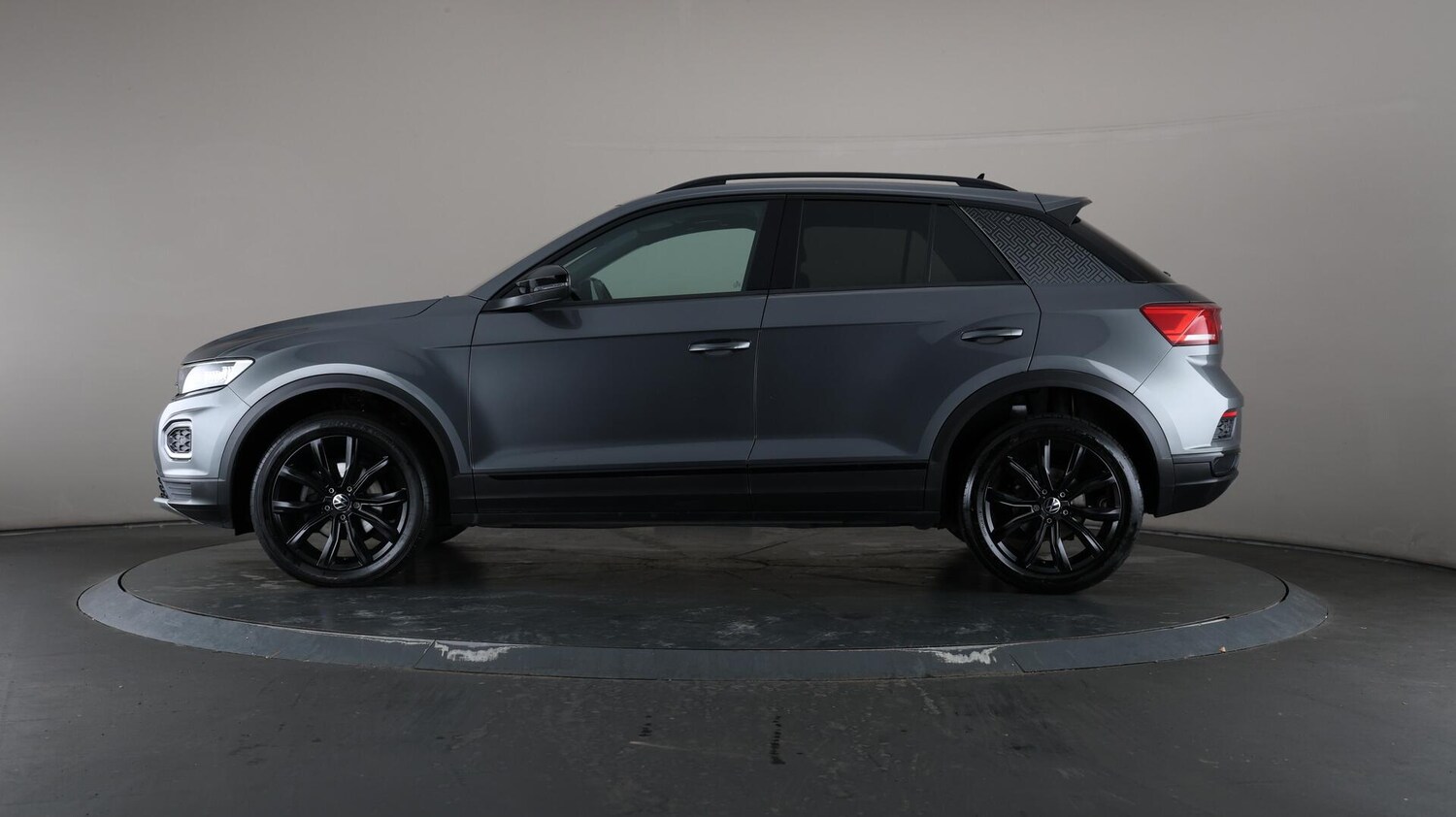 Used Volkswagen T-Roc 2021 for sale - 75990980: Photo 36