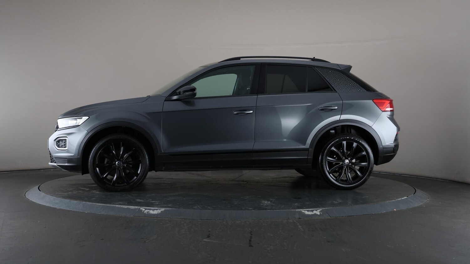 Used Volkswagen T-Roc 2021 for sale - 75990980: Photo 37