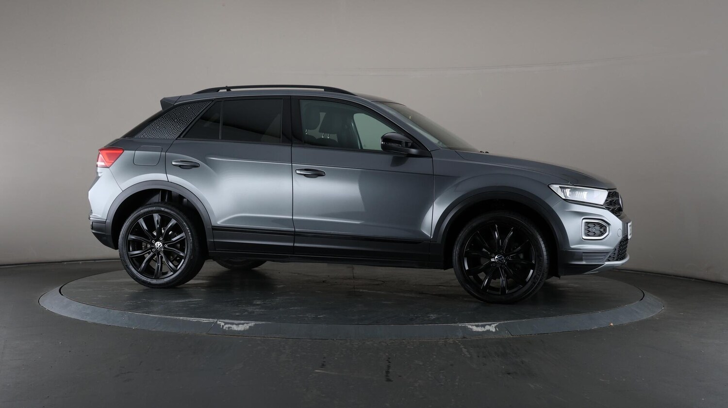 Used Volkswagen T-Roc 2021 for sale - 75990980: Photo 57