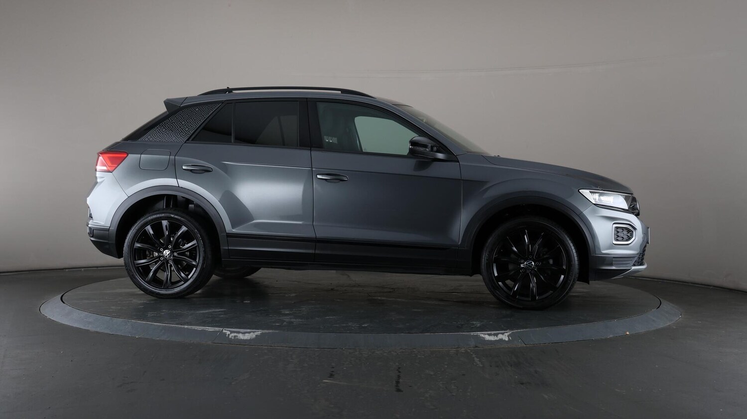 Used Volkswagen T-Roc 2021 for sale - 75990980: Photo 58