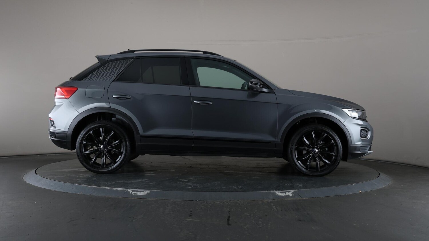 Used Volkswagen T-Roc 2021 for sale - 75990980: Photo 59