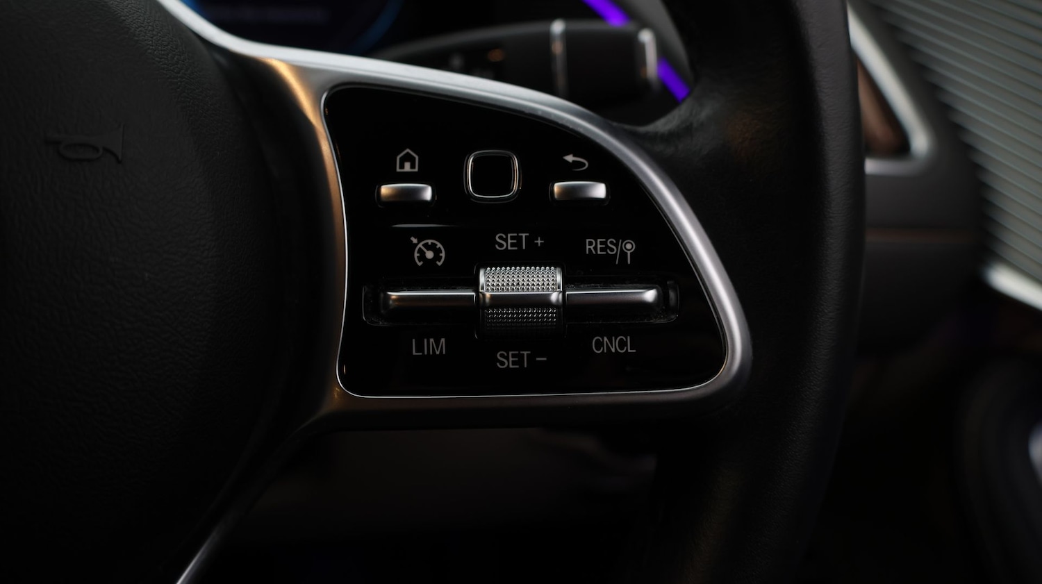 Used Mercedes-Benz EQC 2021 for sale - 77367089: Photo 26