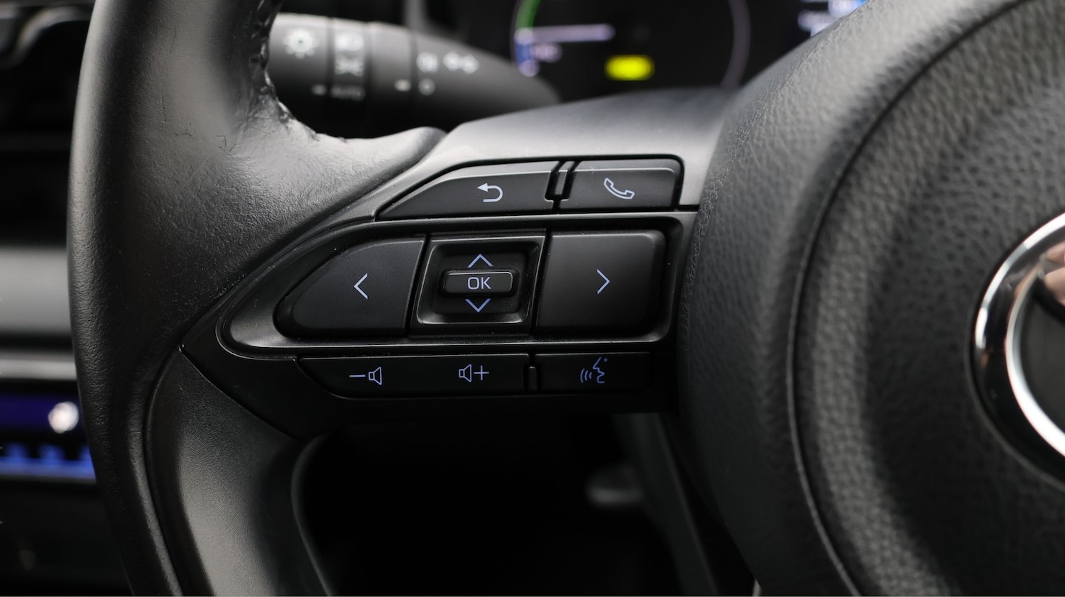 Used Toyota Yaris 2023 for sale - 77619273: Photo 24