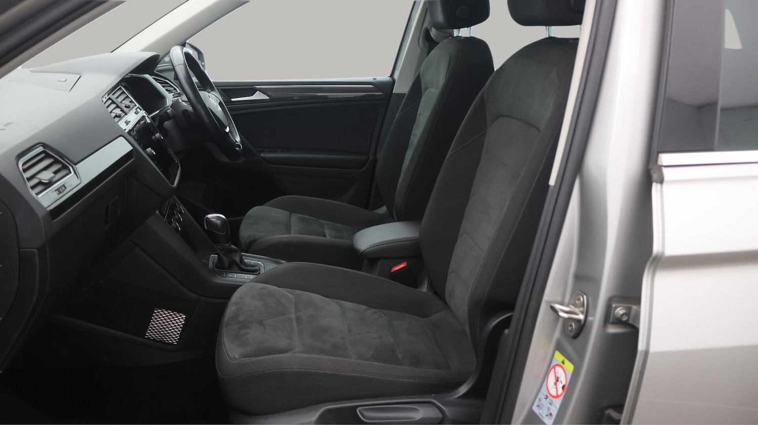 Used Volkswagen Tiguan 2020 for sale - 76619656: Photo 15