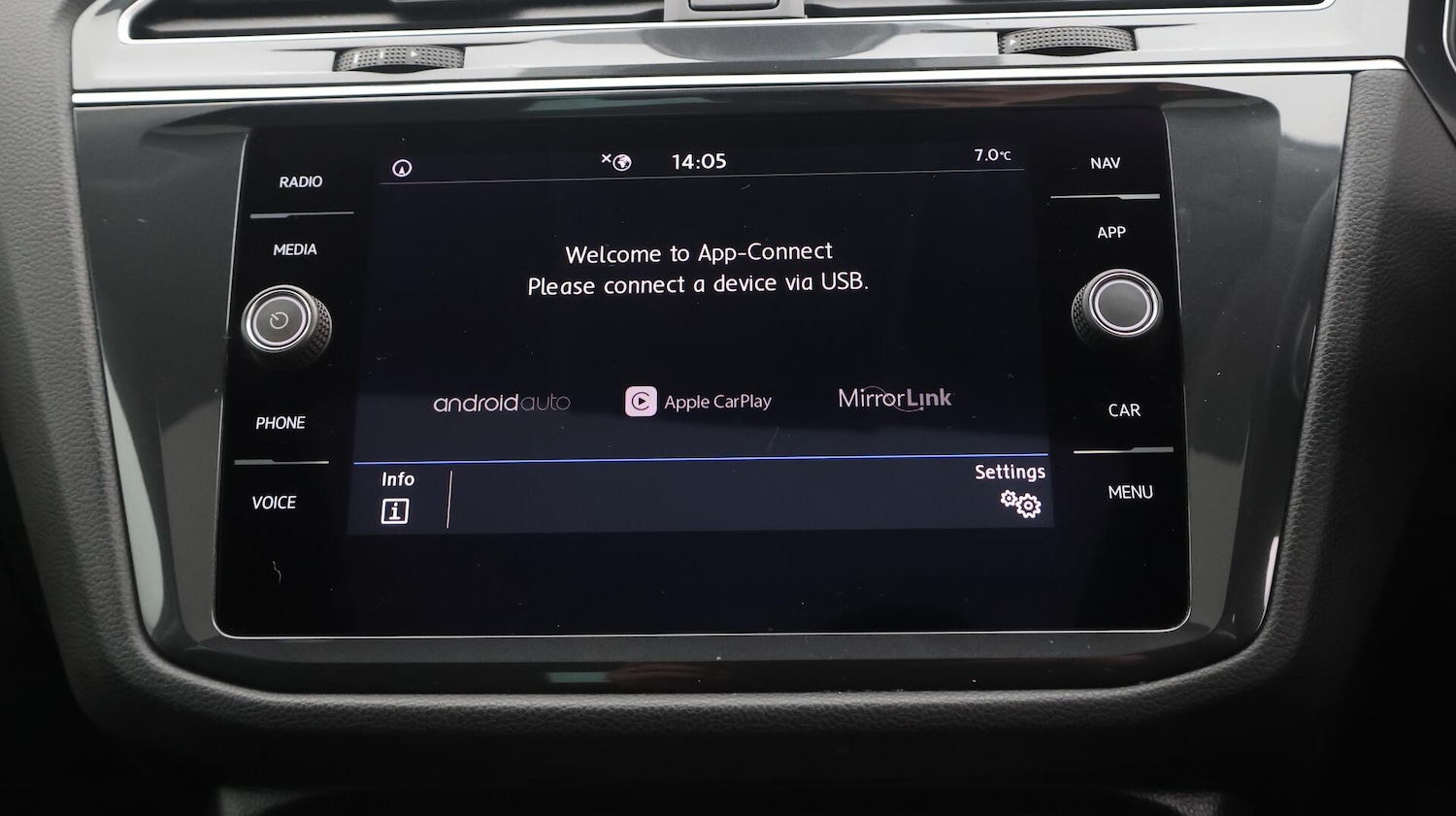 Used Volkswagen Tiguan 2020 for sale - 76619656: Photo 27