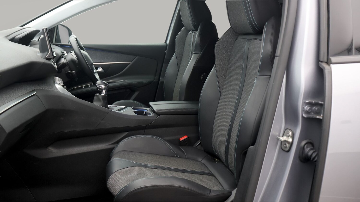 Used Peugeot 3008 2021 for sale - 77675347: Photo 14