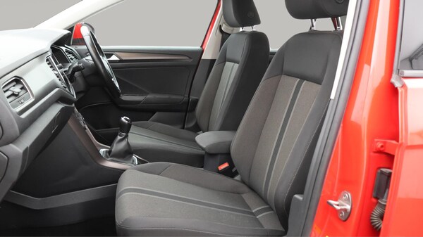 Used Volkswagen T-Roc 2018 for sale - 75601072: Photo 21