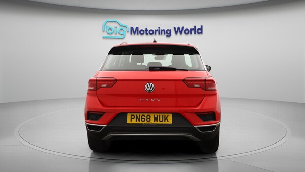 Used Volkswagen T-Roc 2018 for sale - 75601072: Photo 7