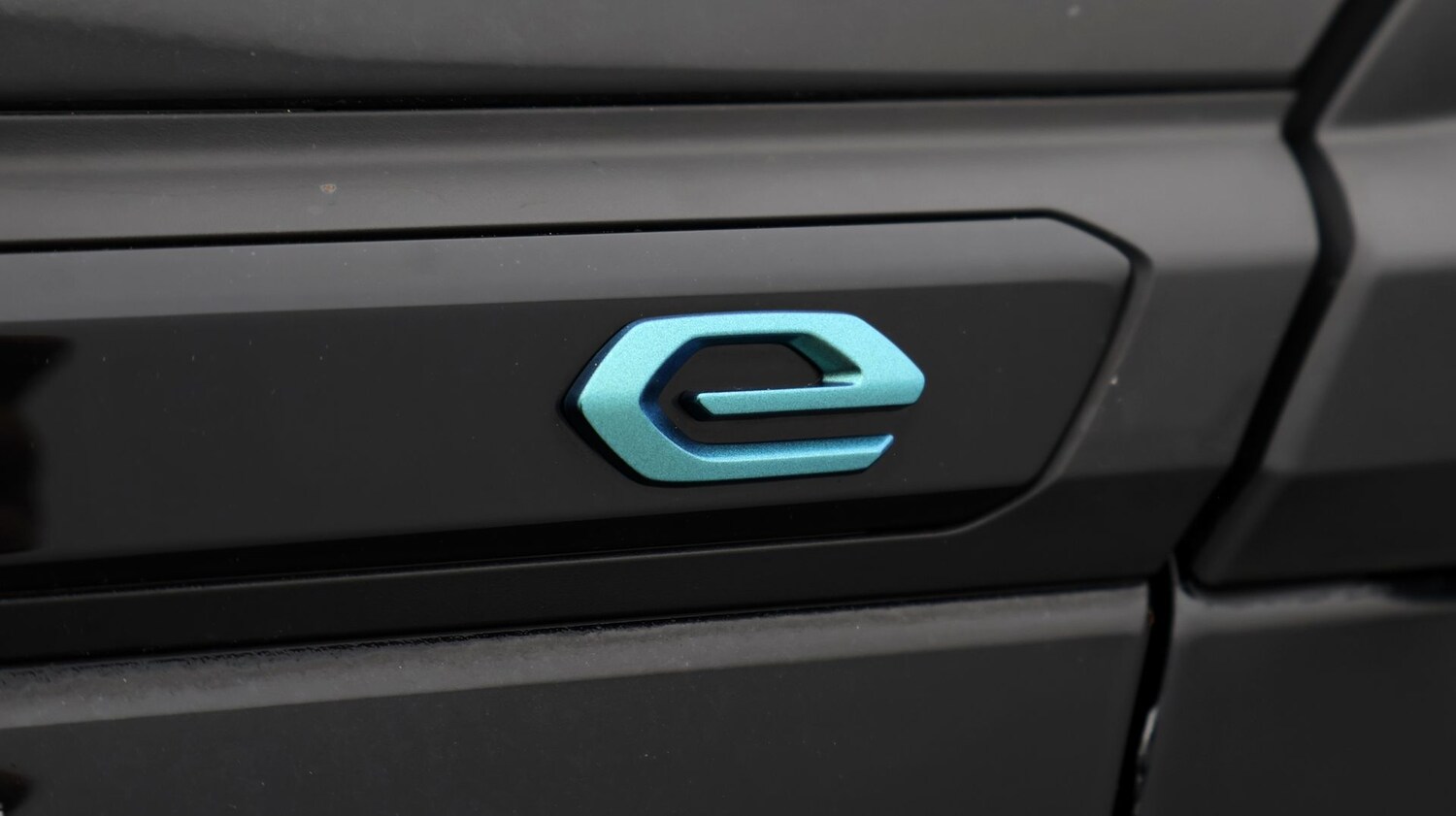 Used Peugeot E-2008 for sale - 77902199: Photo 20