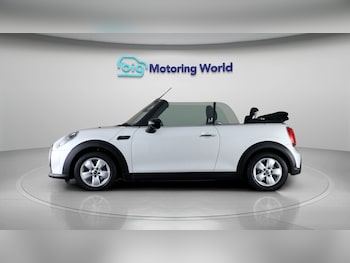 Used MINI Convertible 2023 for sale - 79436766: Photo