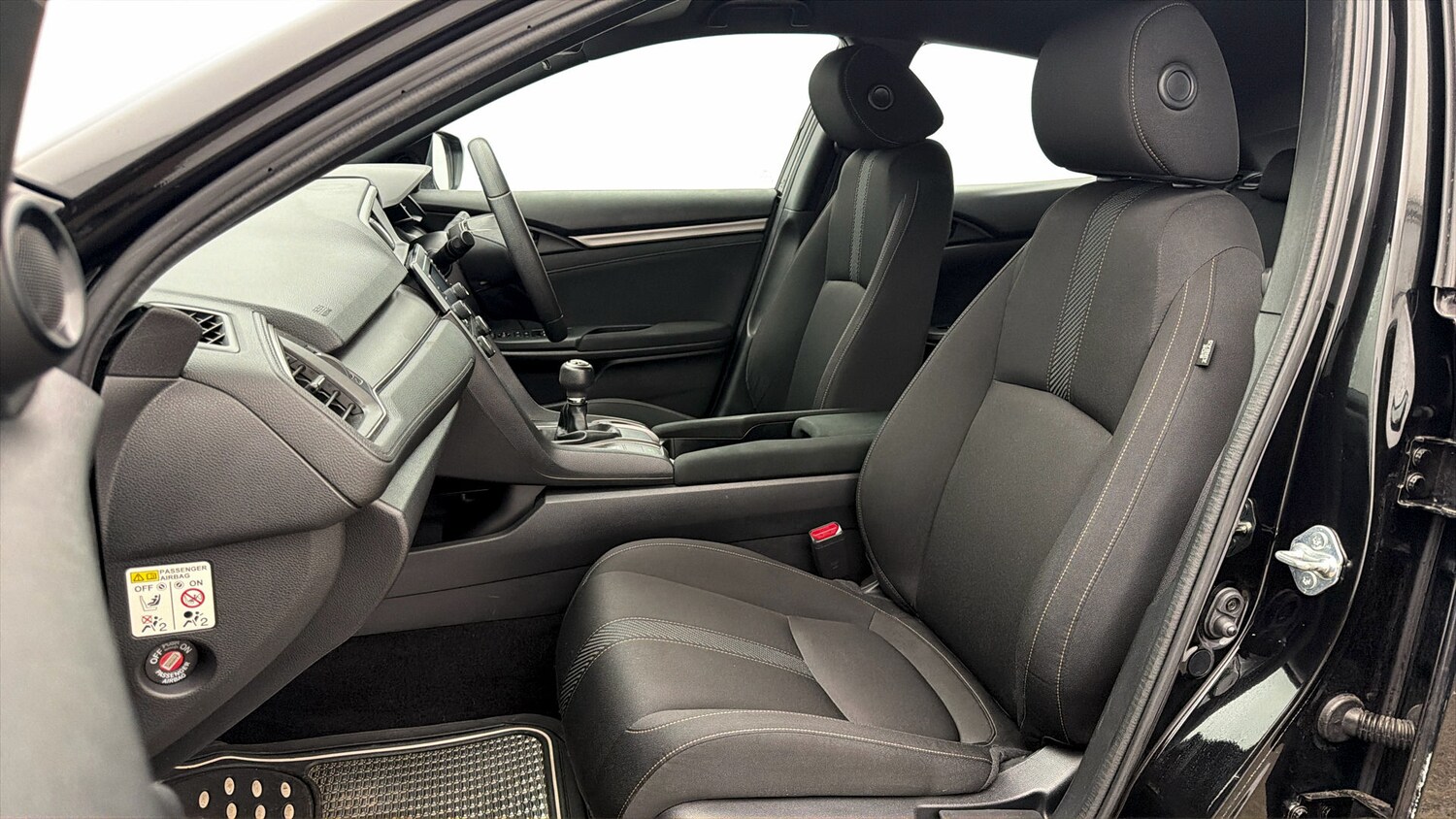 Used Honda Civic 2018 for sale - 77932825: Photo 13