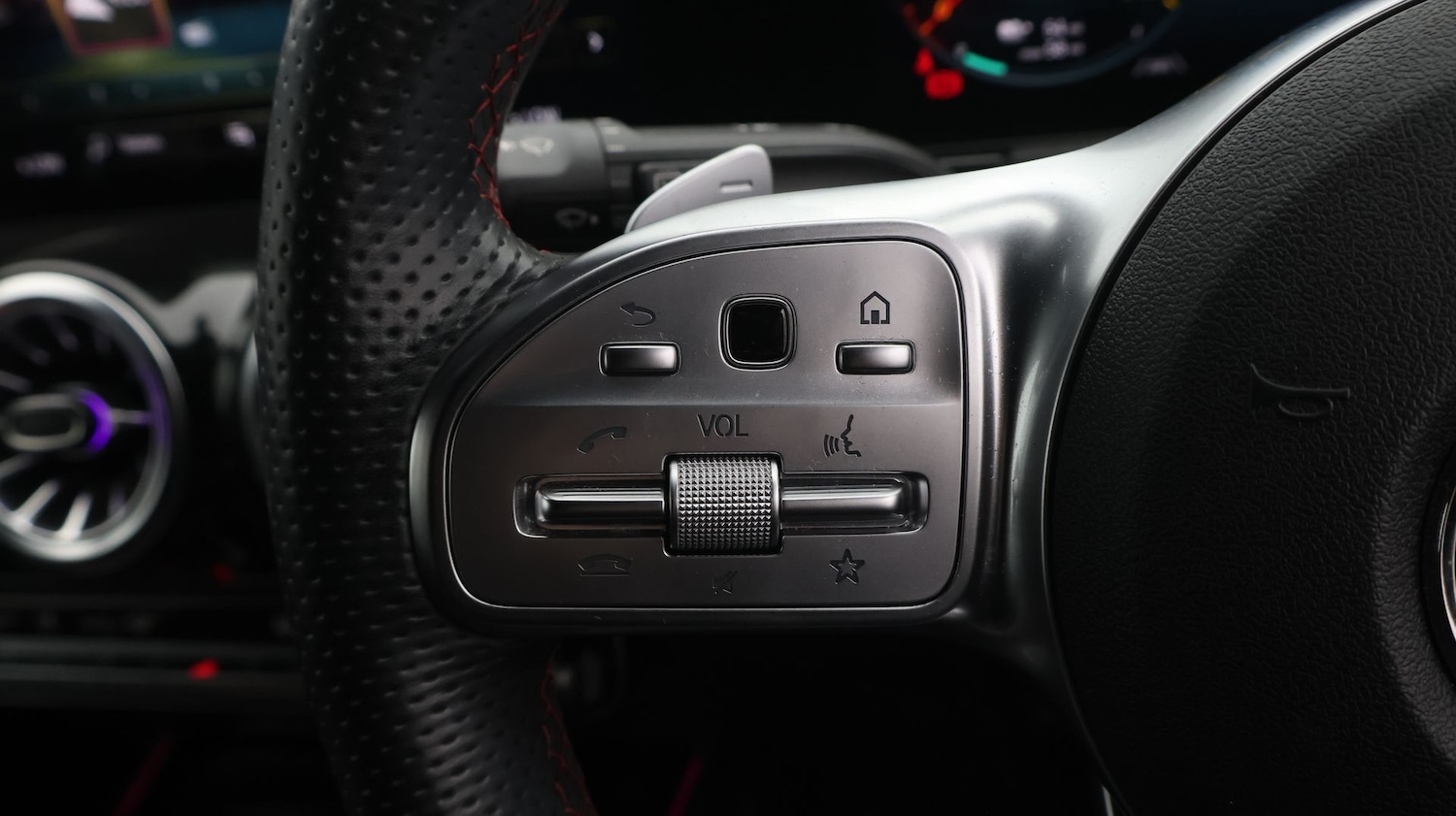 Used Mercedes-Benz EQA 2022 for sale - 77225623: Photo 25