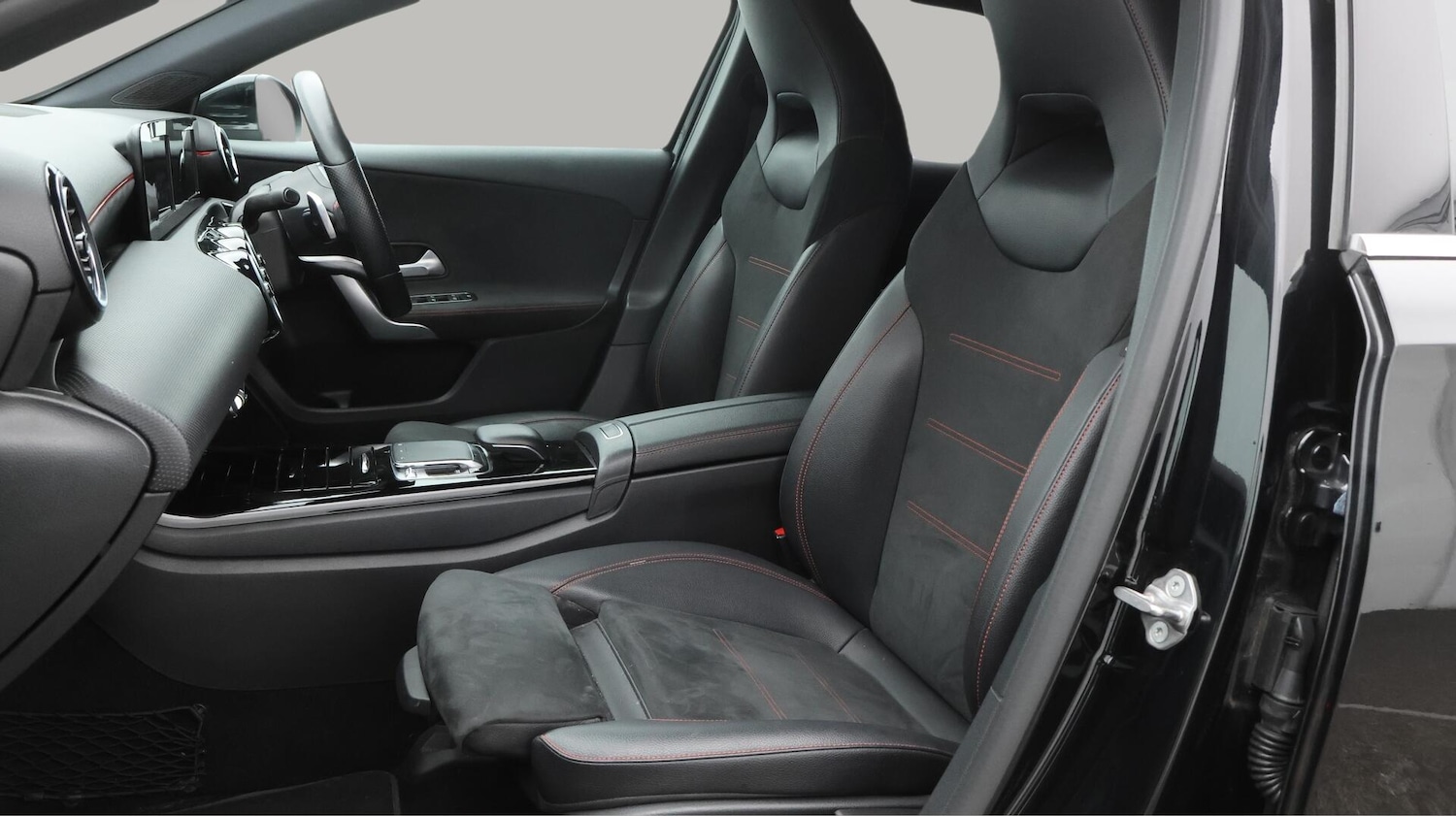 Used Mercedes-Benz A-Class 2019 for sale - 76152501: Photo 15