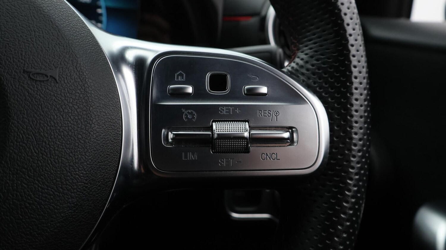 Used Mercedes-Benz A-Class 2019 for sale - 76152501: Photo 24