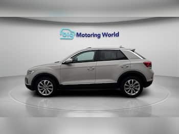 Used Volkswagen T-Roc 2023 for sale - 79673109: Photo