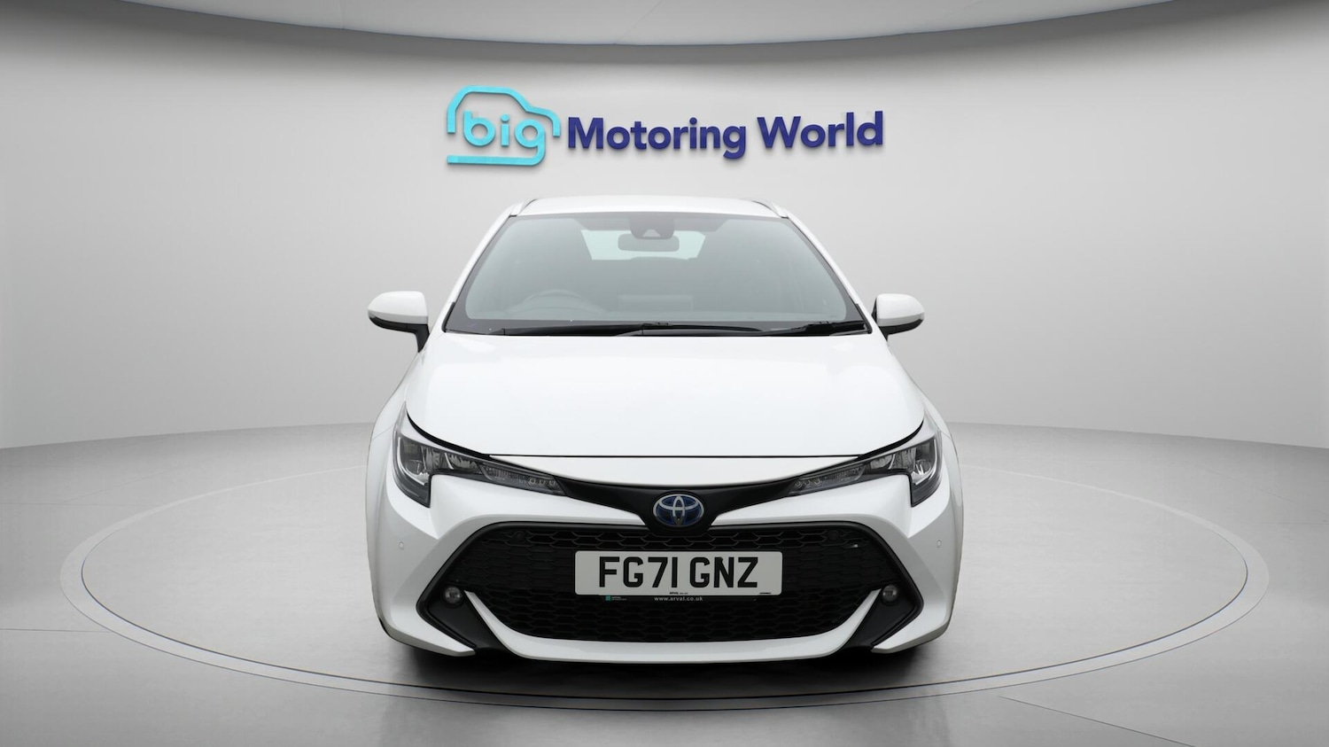 Used Toyota Corolla 2021 for sale - 76380669: Photo 2