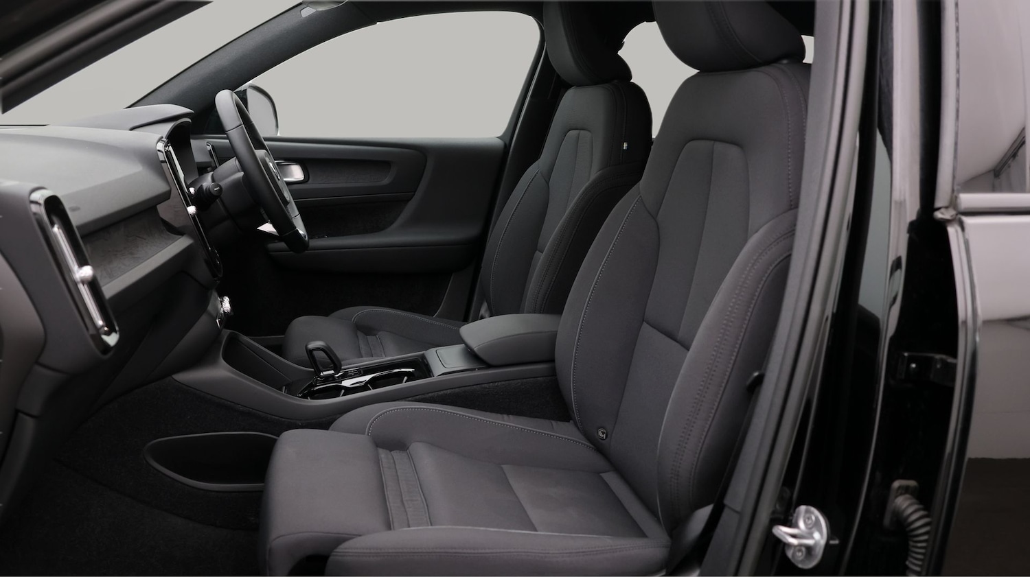 Used Volvo XC40 2022 for sale - 77431749: Photo 14