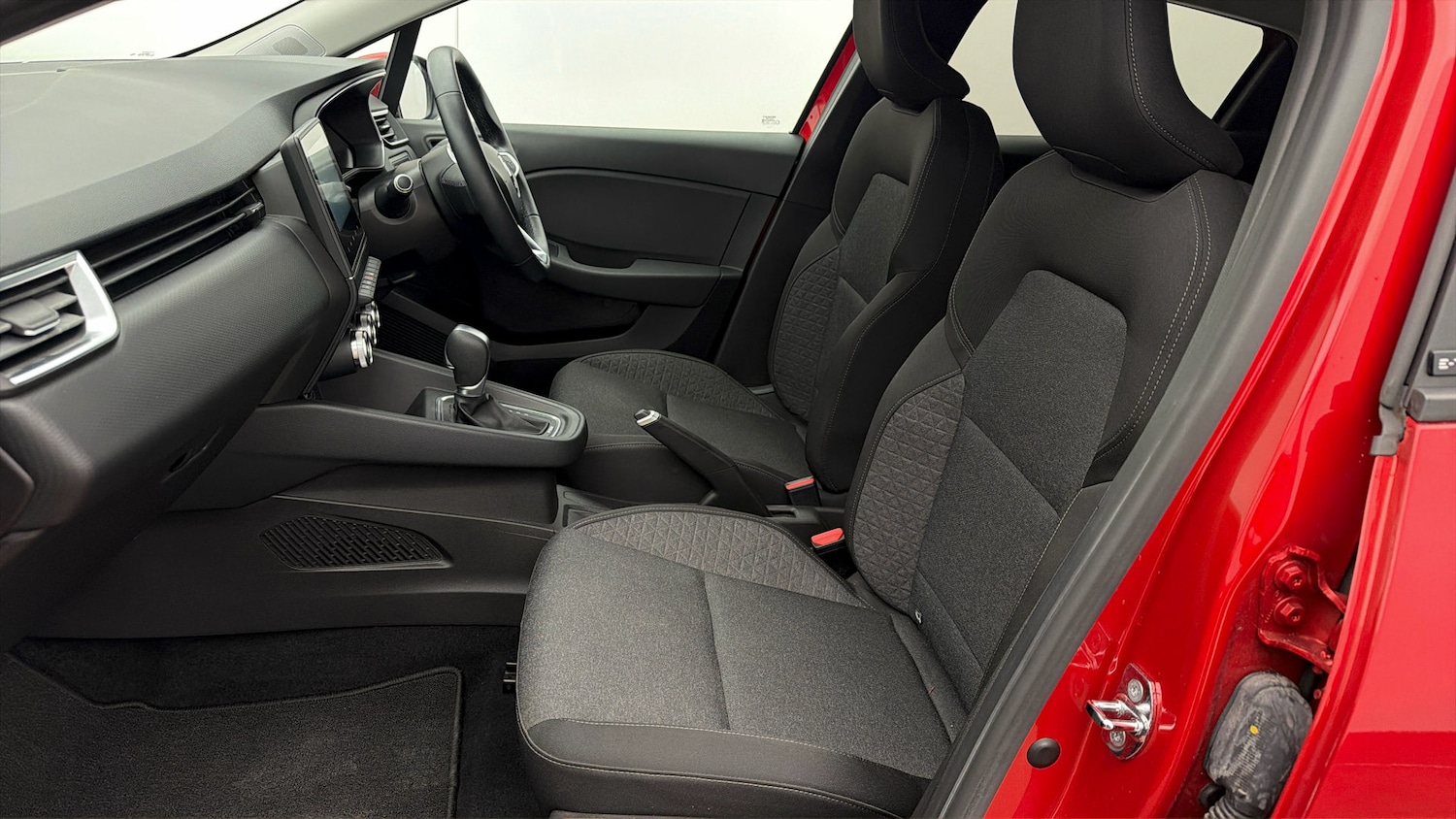 Used Renault Clio 2021 for sale - 77998176: Photo 13