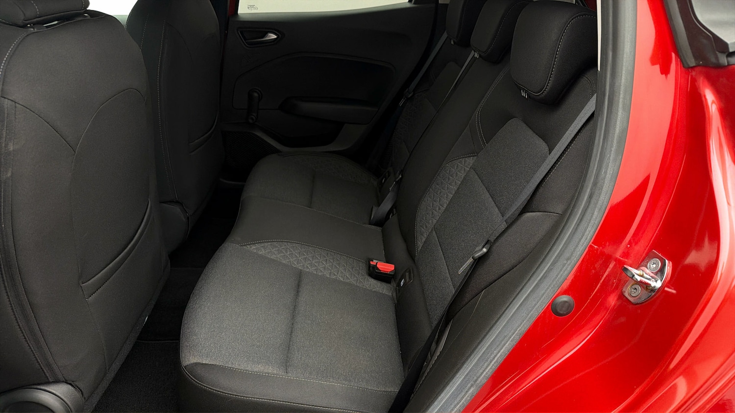 Used Renault Clio 2021 for sale - 77998176: Photo 15