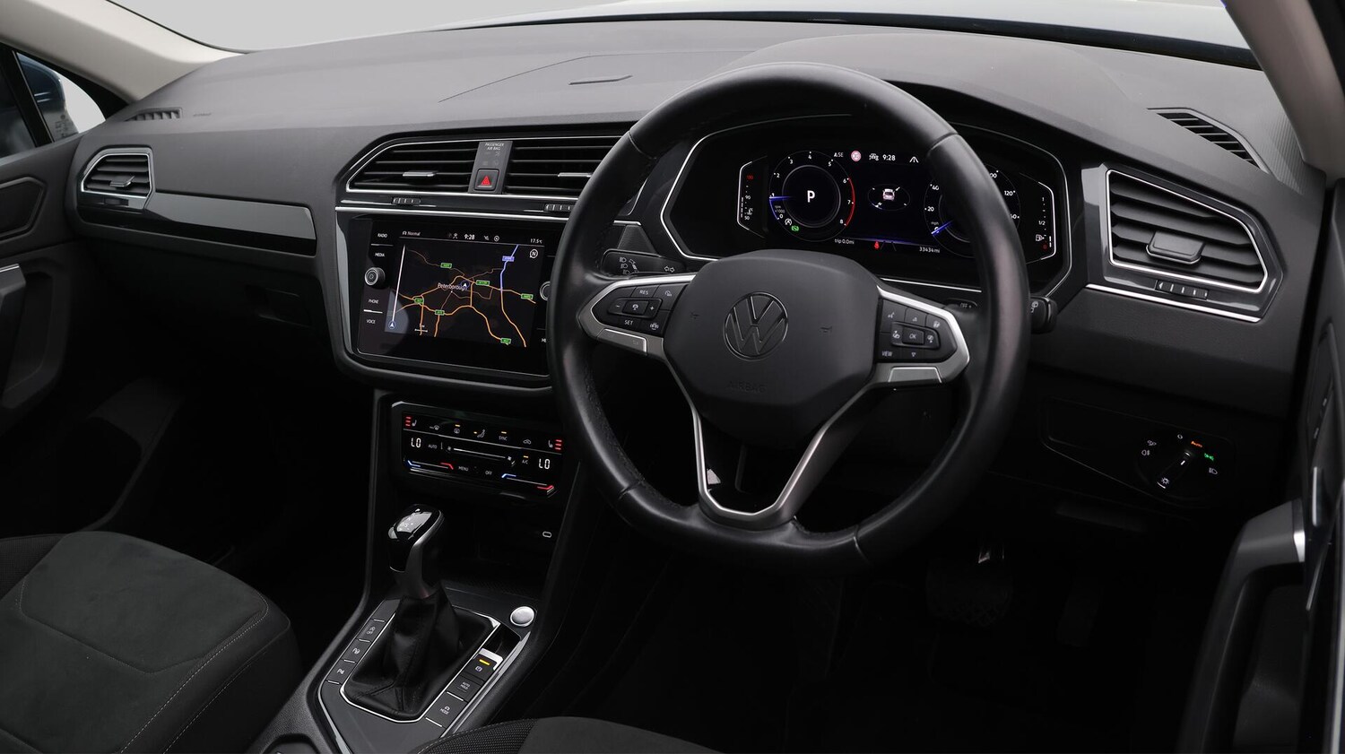 Used Volkswagen Tiguan 2023 for sale - 76512075: Photo 10