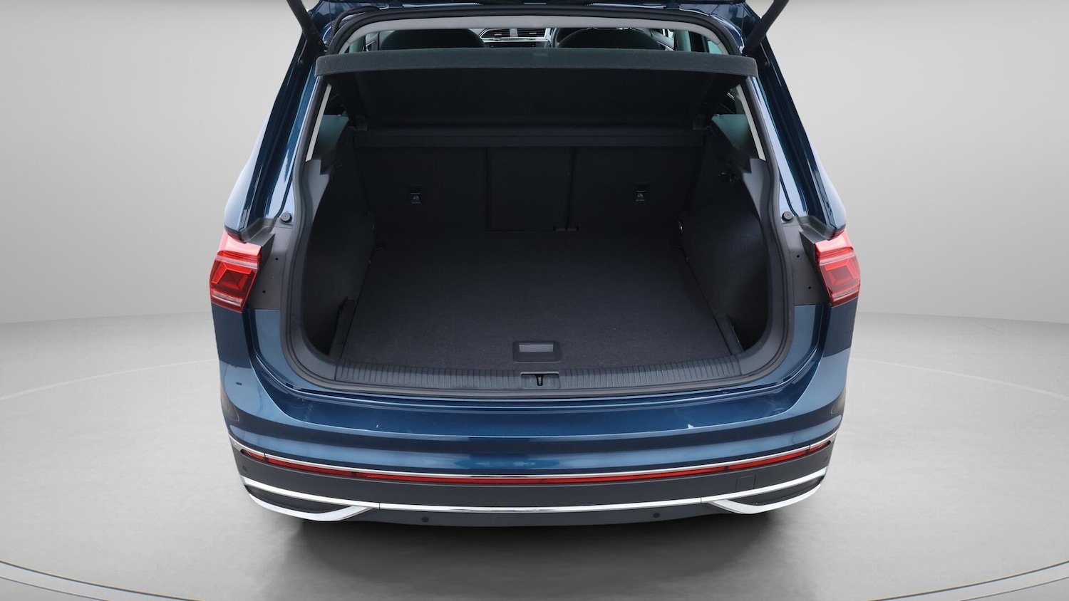 Used Volkswagen Tiguan 2023 for sale - 76512075: Photo 18