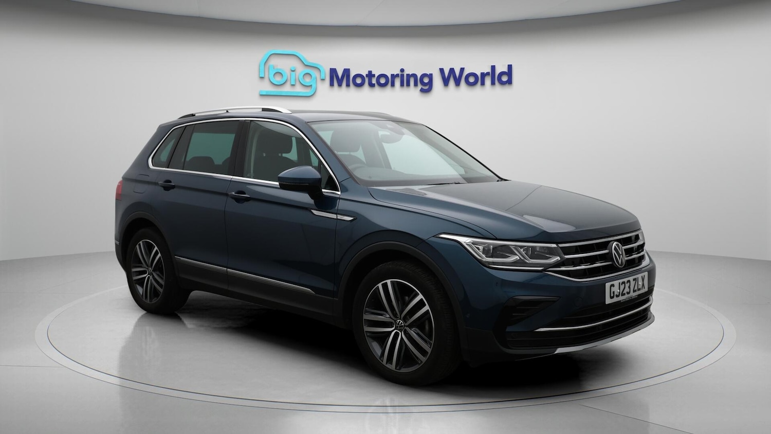 Used Volkswagen Tiguan 2023 for sale - 76512075: Photo 2
