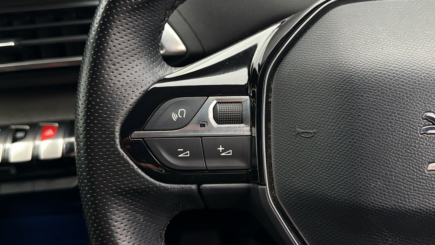 Used Peugeot 5008 2021 for sale - 77973846: Photo 23