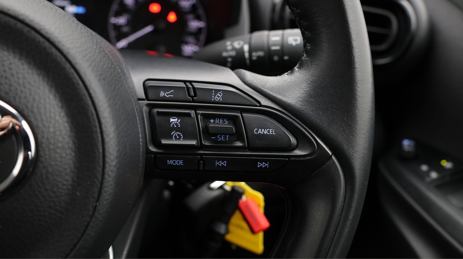 Used Toyota Yaris for sale - 77467134: Photo 25