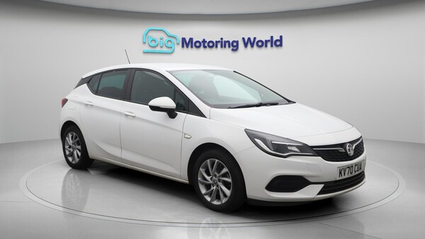 Used Vauxhall Astra 2020 for sale - 76283262: Photo 2