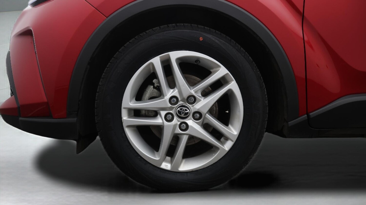 Used Toyota C-HR 2023 for sale - 76295281: Photo 19