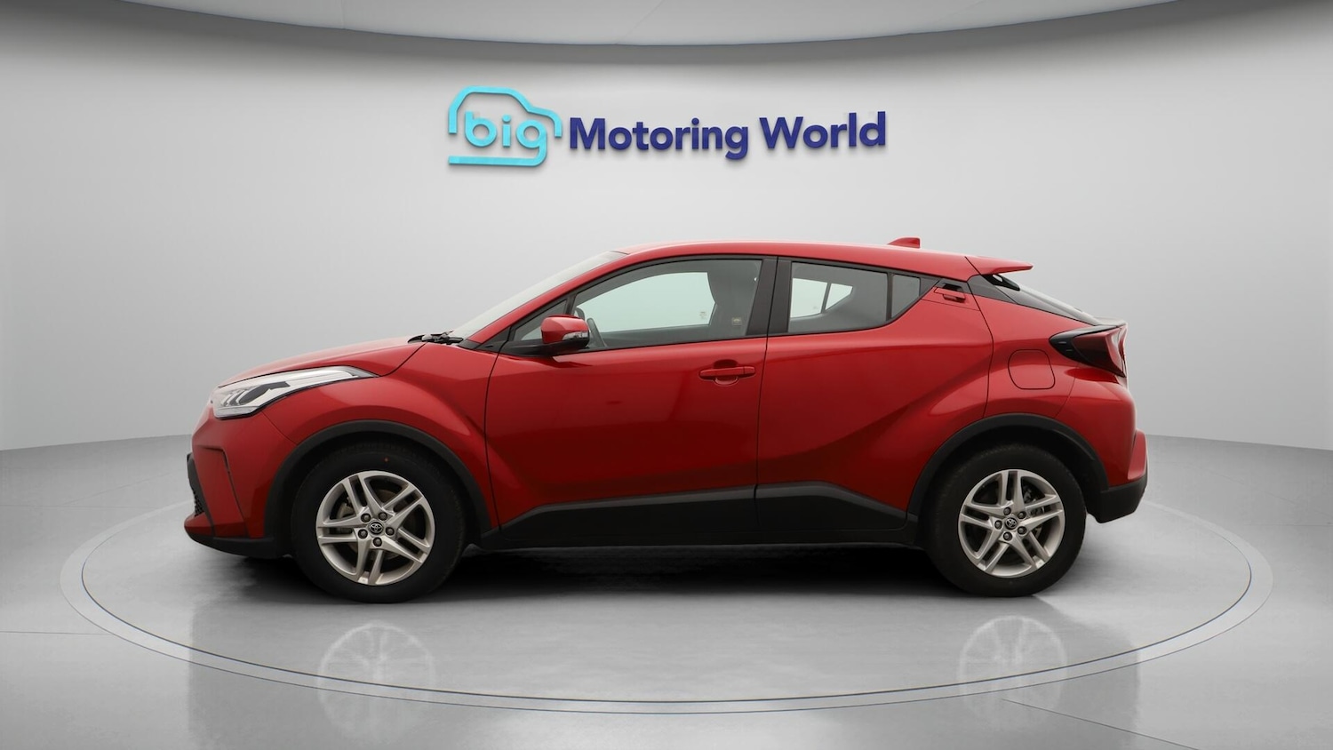 Used Toyota C-HR 2023 for sale - 76295281: Photo 5