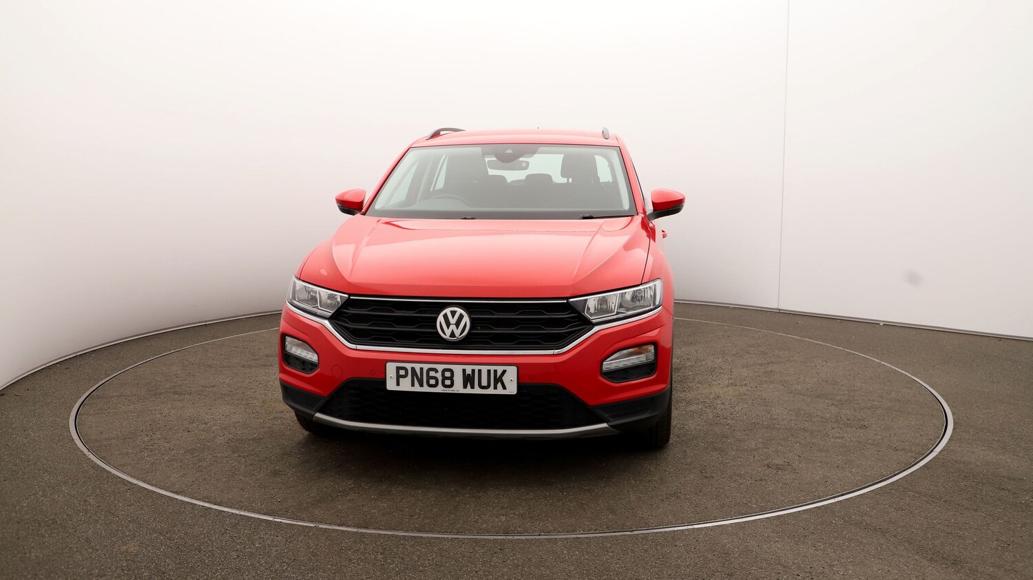 Used Volkswagen T-Roc for sale - 76811546: Photo 18