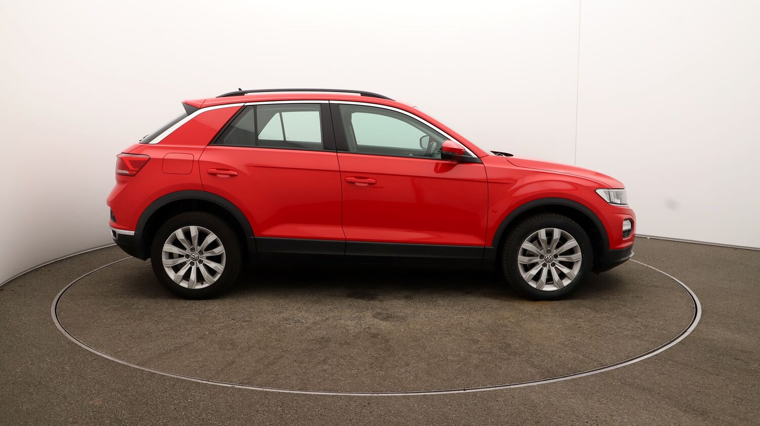 Used Volkswagen T-Roc for sale - 76811546: Photo 38