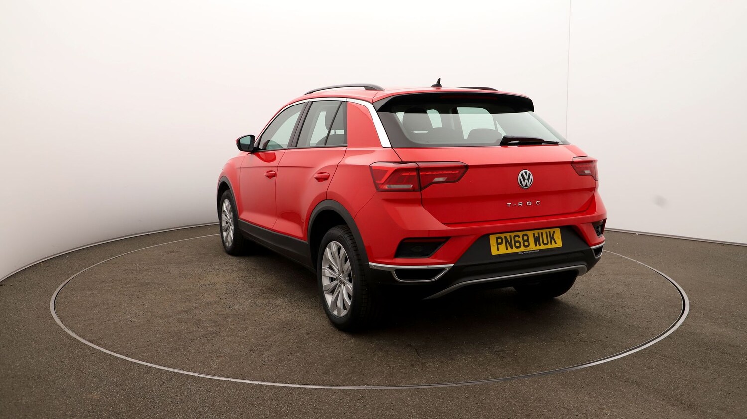 Used Volkswagen T-Roc for sale - 76811546: Photo 53