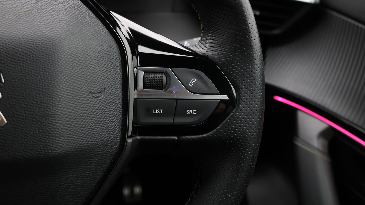 Used Peugeot 2008 2022 for sale - 77601892: Photo 28