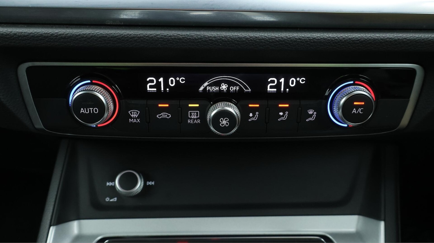 Used Audi Q3 2021 for sale - 76152215: Photo 13