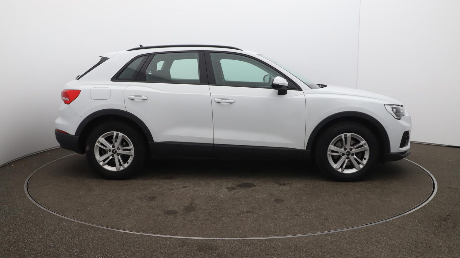 Used Audi Q3 2021 for sale - 76152215: Photo 48