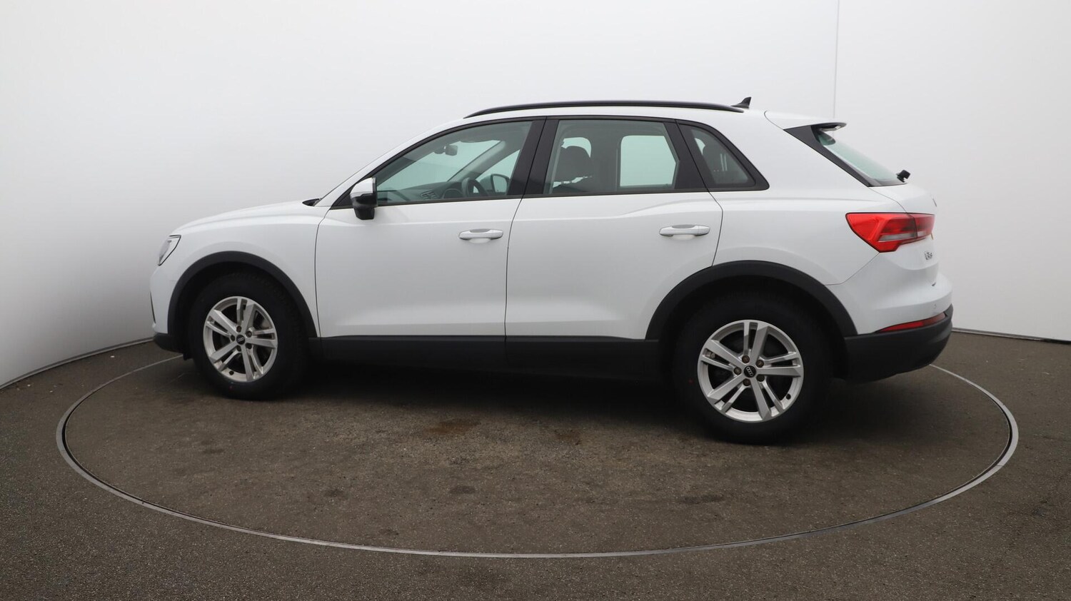 Used Audi Q3 2021 for sale - 76152215: Photo 57