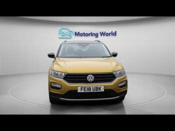Used Volkswagen T-Roc 2018 for sale - 74799142: Photo