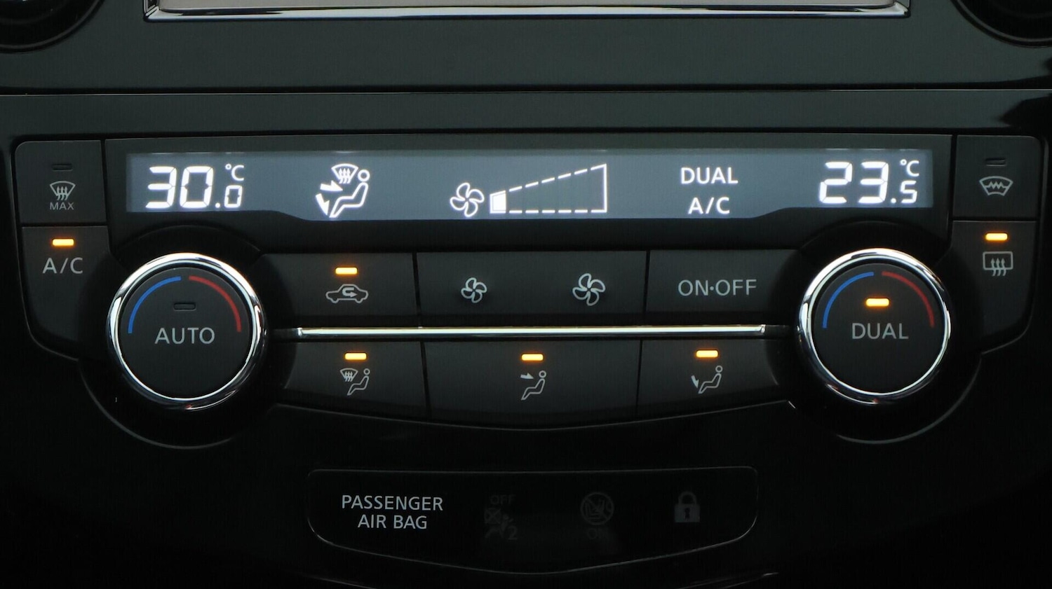 Used Nissan Qashqai 2017 for sale - 76108416: Photo 13