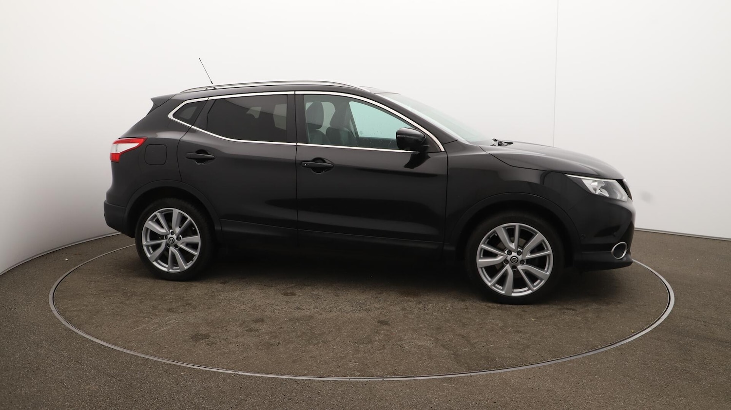 Used Nissan Qashqai 2017 for sale - 76108416: Photo 47