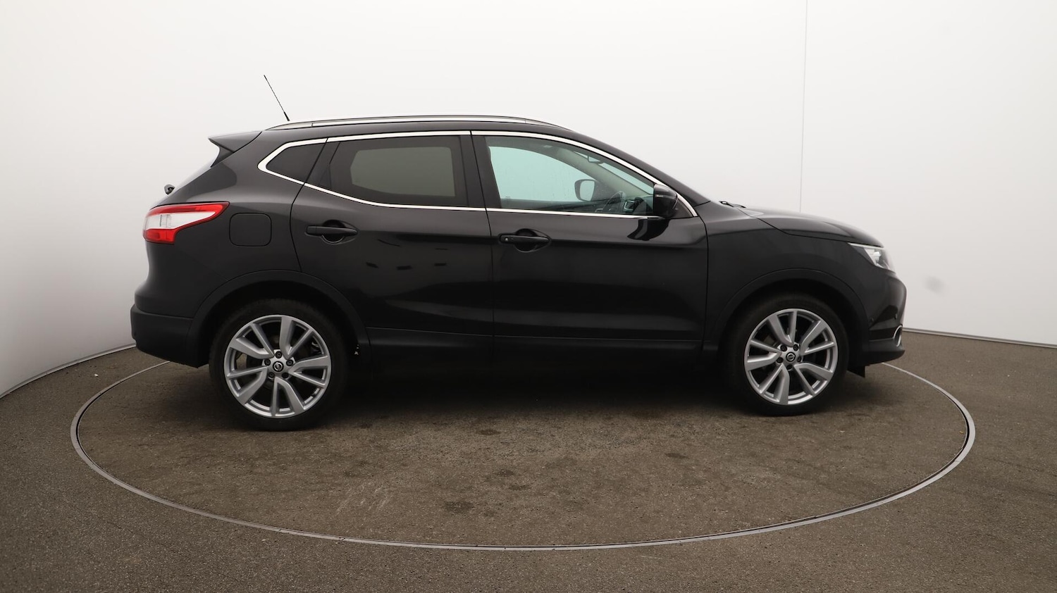 Used Nissan Qashqai 2017 for sale - 76108416: Photo 49