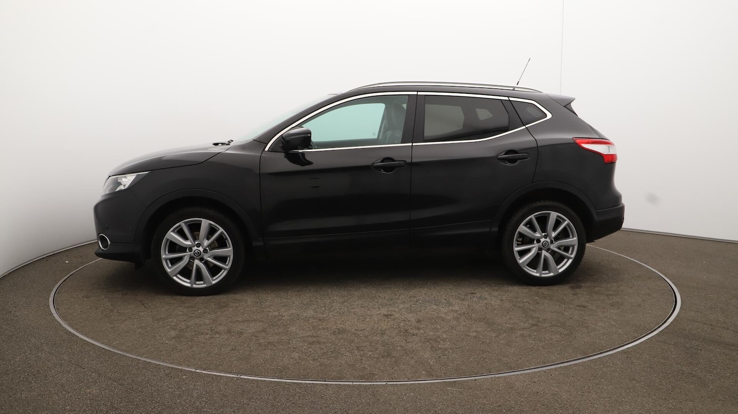 Used Nissan Qashqai 2017 for sale - 76108416: Photo 64