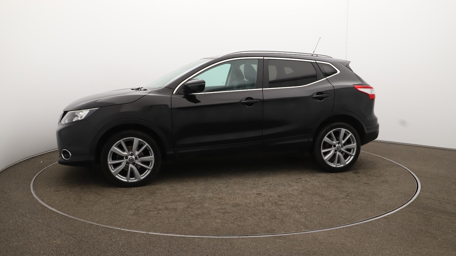 Used Nissan Qashqai 2017 for sale - 76108416: Photo 65