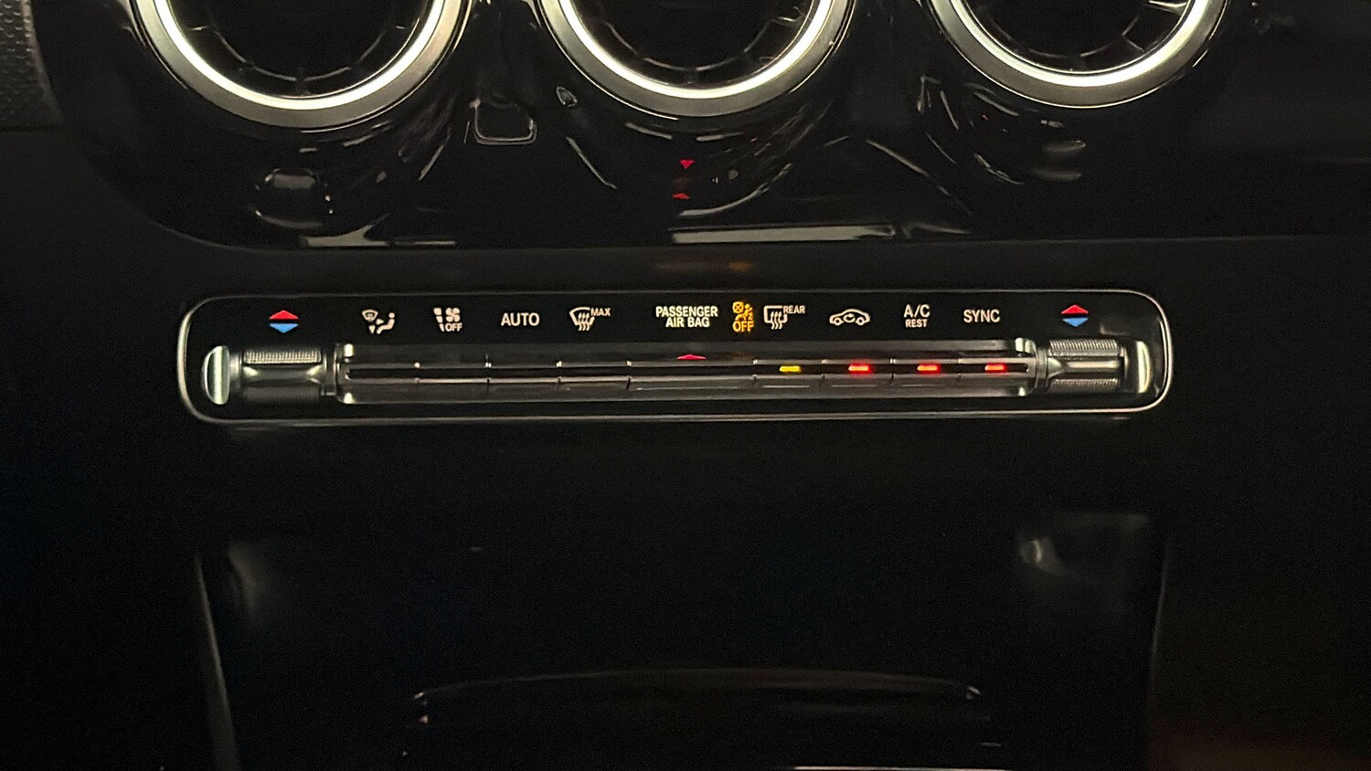 Used Mercedes-Benz A-Class for sale - 77915333: Photo 11