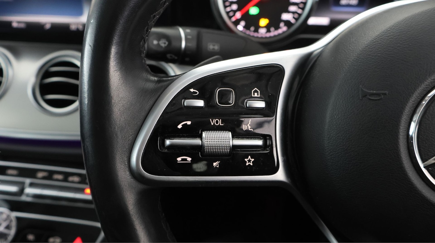 Used Mercedes-Benz E Class 2019 for sale - 77902190: Photo 25