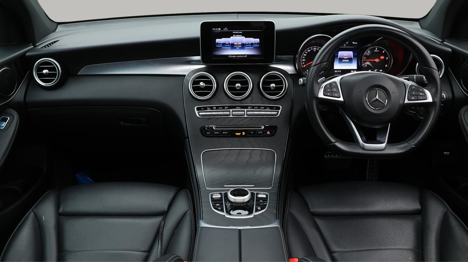 Used Mercedes-Benz GLC 2018 for sale - 76152214: Photo 14