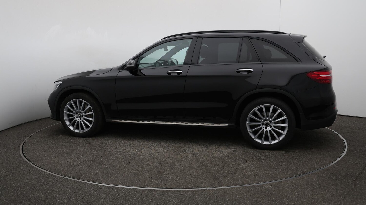 Used Mercedes-Benz GLC 2018 for sale - 76152214: Photo 42