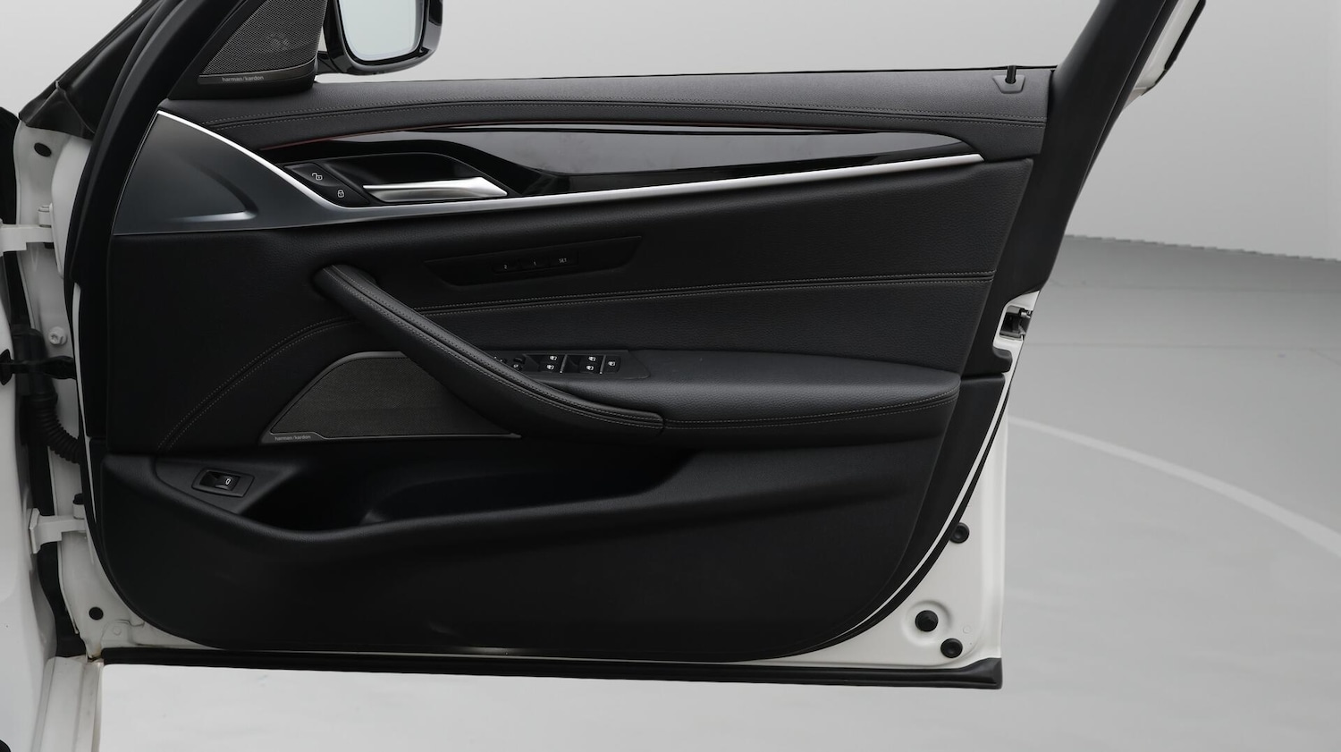 Used BMW 5 Series 2020 for sale - 76607499: Photo 16